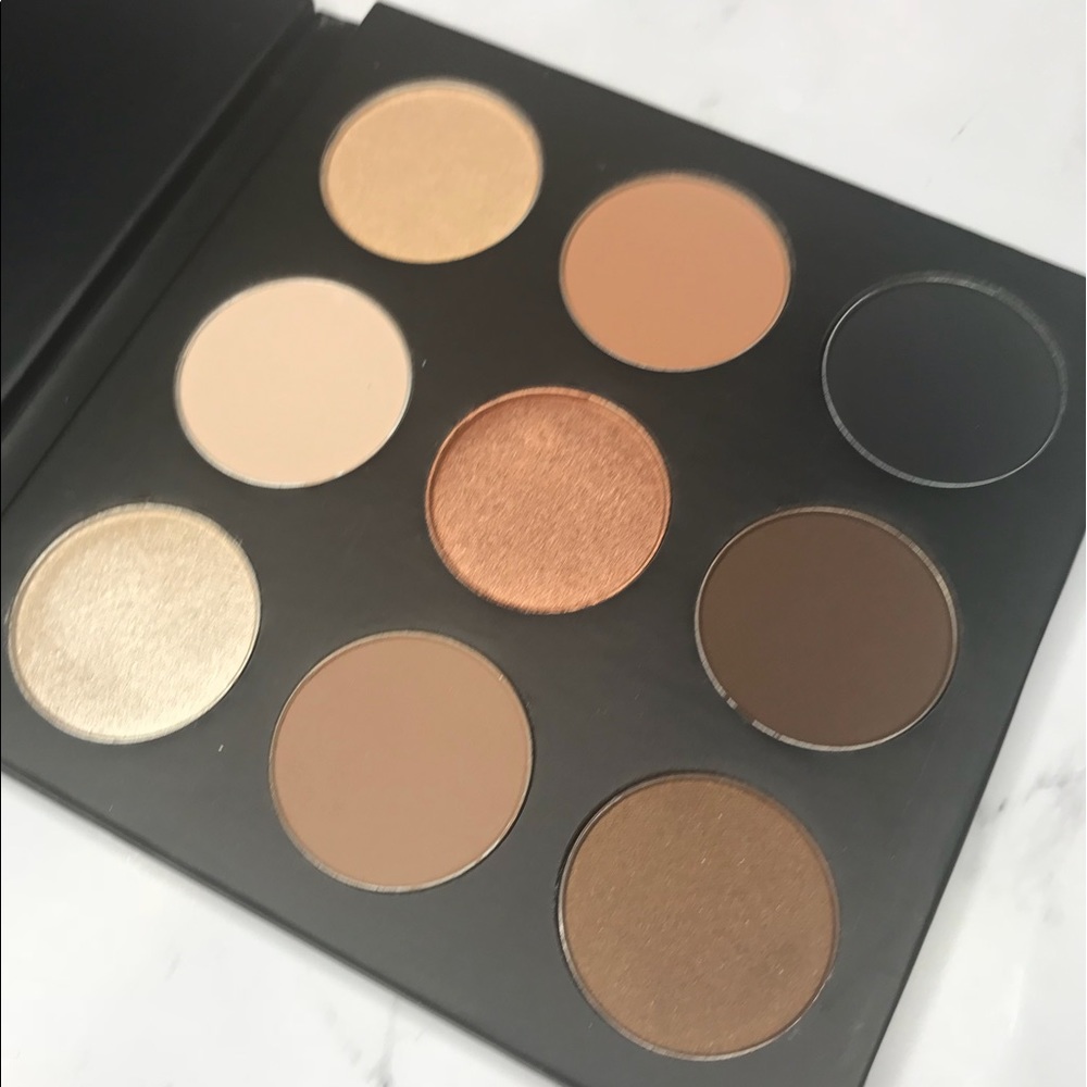 Studio on the go eyeshadow palette in “warm up” 🎨